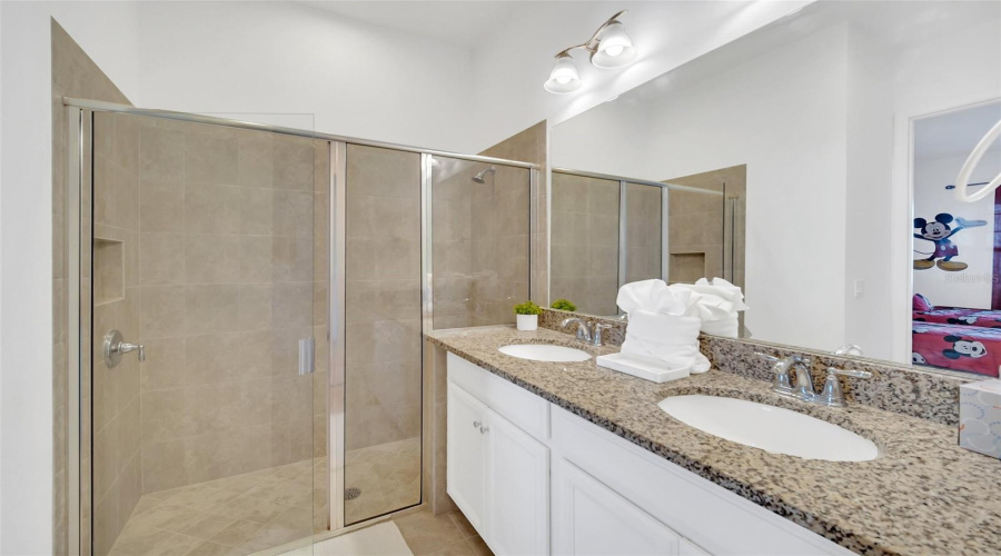 Davenport, Florida 33896, 3 Bedroom Bedrooms, ,2 Bathroombathrooms,Residential,For Sale,Captiva,0,Mfra4706944