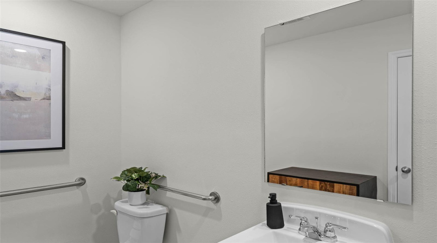 Davenport, Florida 33837, 4 Bedroom Bedrooms, ,2 Bathroombathrooms,Residential,For Sale,Rolling Lake,0,Mfro6443808