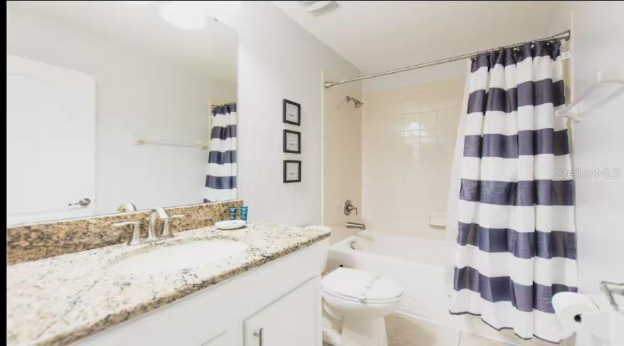 Davenport, Florida 33896, 9 Bedroom Bedrooms, ,5 Bathroombathrooms,Residential,For Sale,Rolling Fairway,0,Mfro6443746