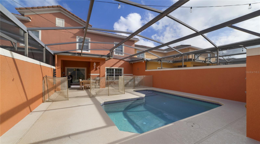 Screened Pool Area