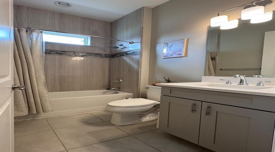 Orlando, Florida 32836, 4 Bedroom Bedrooms, ,3 Bathroombathrooms,Residential,For Sale,Angel Oak,0,Mfro6442256
