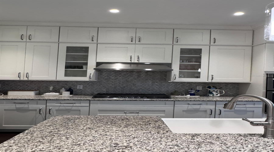 Orlando, Florida 32836, 4 Bedroom Bedrooms, ,3 Bathroombathrooms,Residential,For Sale,Angel Oak,0,Mfro6442256