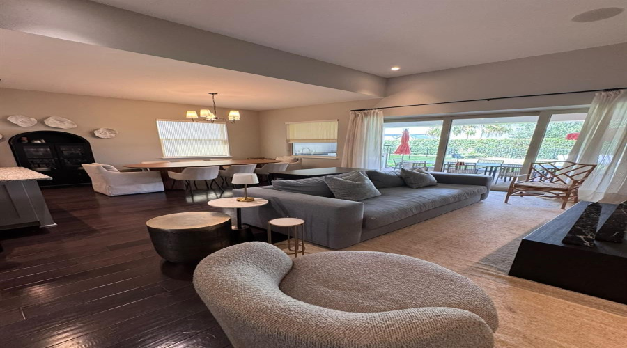 Orlando, Florida 32836, 4 Bedroom Bedrooms, ,3 Bathroombathrooms,Residential,For Sale,Angel Oak,0,Mfro6442256