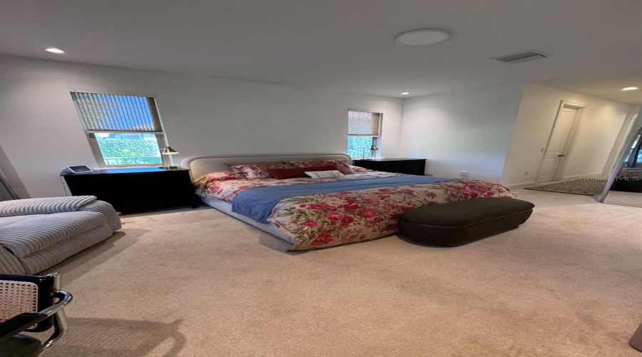 Orlando, Florida 32836, 4 Bedroom Bedrooms, ,3 Bathroombathrooms,Residential,For Sale,Angel Oak,0,Mfro6442256