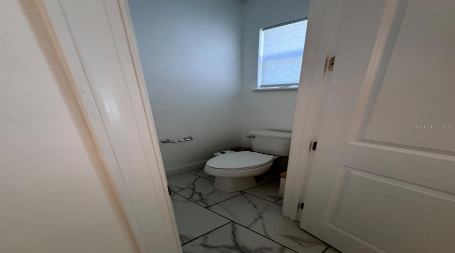 Orlando, Florida 32836, 4 Bedroom Bedrooms, ,3 Bathroombathrooms,Residential,For Sale,Angel Oak,0,Mfro6442256