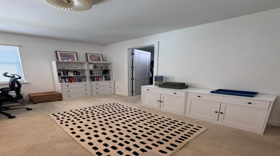 Orlando, Florida 32836, 4 Bedroom Bedrooms, ,3 Bathroombathrooms,Residential,For Sale,Angel Oak,0,Mfro6442256