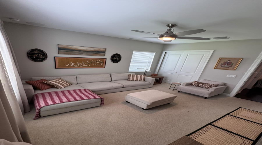 Orlando, Florida 32836, 4 Bedroom Bedrooms, ,3 Bathroombathrooms,Residential,For Sale,Angel Oak,0,Mfro6442256