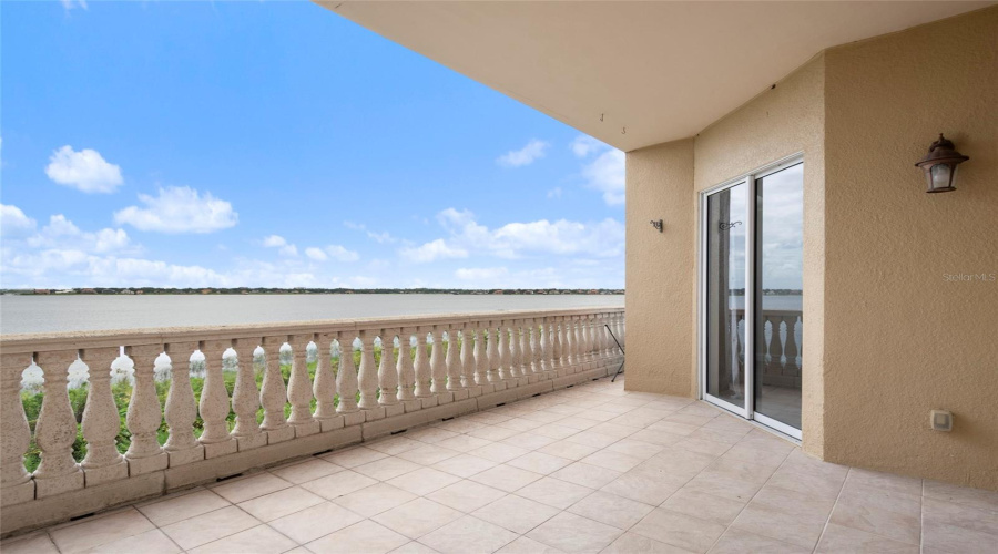 Orlando, Florida 32836, 2 Bedroom Bedrooms, ,2 Bathroombathrooms,Residential,For Sale,The Esplanade,0,Mfro6440599