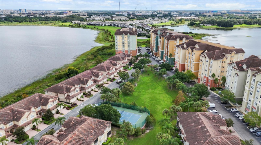 Orlando, Florida 32836, 2 Bedroom Bedrooms, ,2 Bathroombathrooms,Residential,For Sale,The Esplanade,0,Mfro6440599