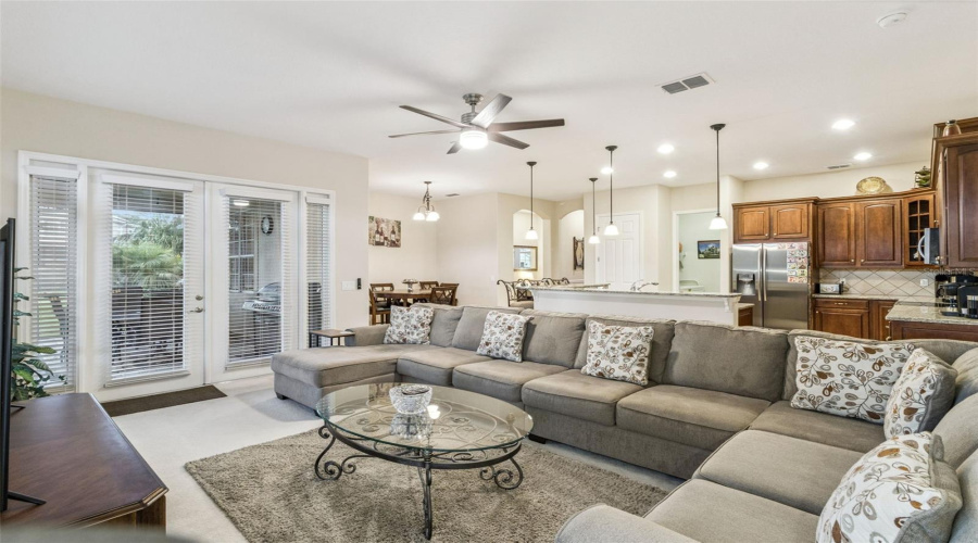 Davenport, Florida 33837, 5 Bedroom Bedrooms, ,4 Bathroombathrooms,Residential,For Sale,Smithfield,0,Mfrs5157380