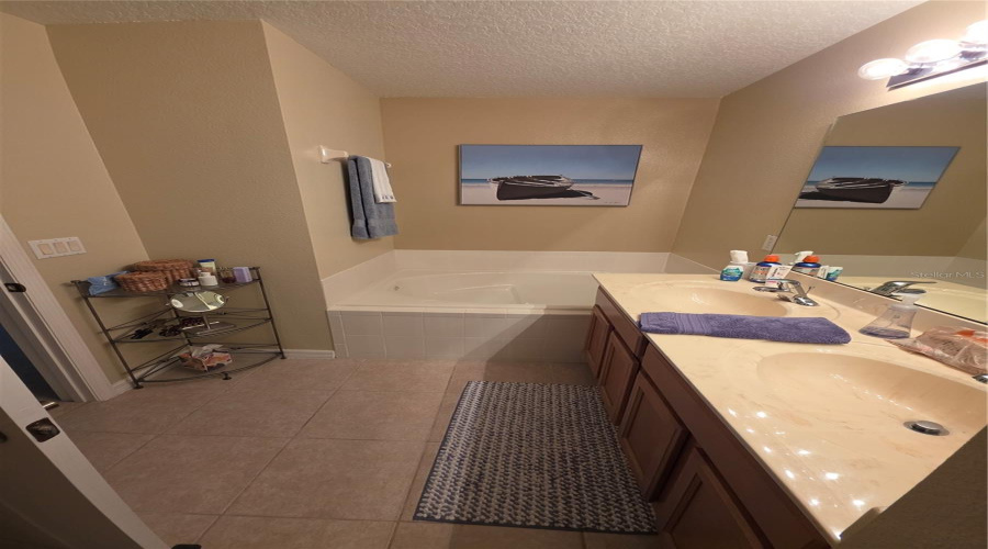 Kissimmee, Florida 34747, 3 Bedroom Bedrooms, ,2 Bathroombathrooms,Residential,For Sale,Assembly,0,Mfro6443241