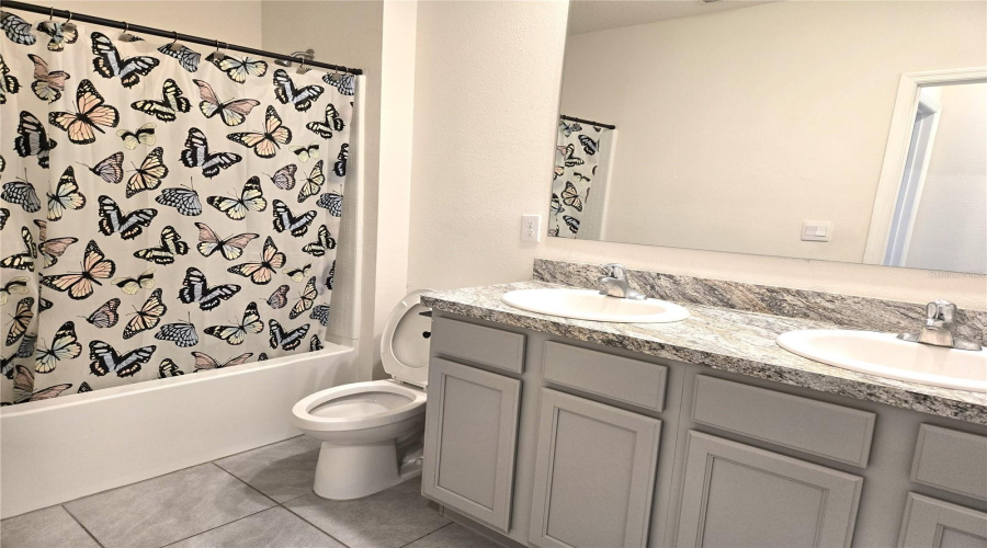 Davenport, Florida 33837, 4 Bedroom Bedrooms, ,2 Bathroombathrooms,Residential,For Sale,Gina,0,Mfro6443345