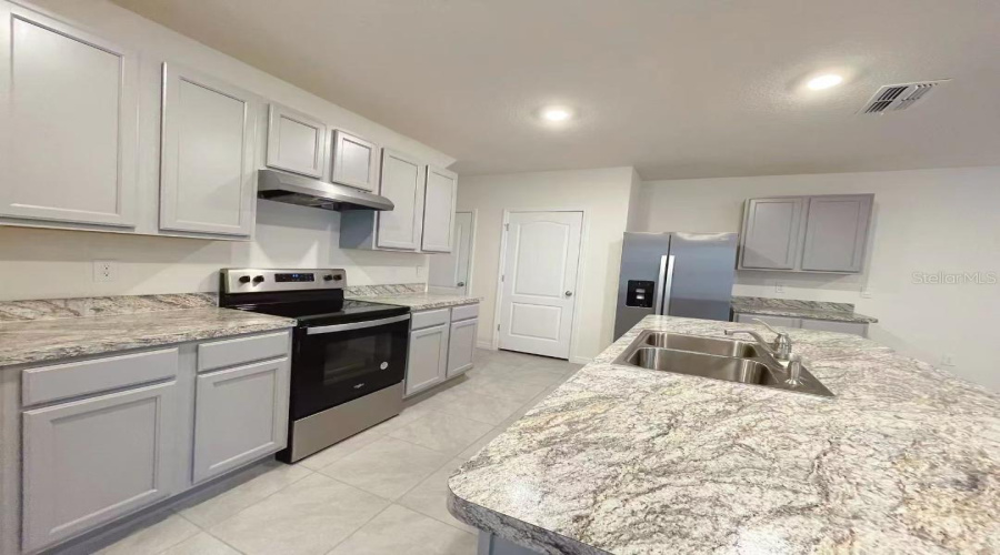 Davenport, Florida 33837, 4 Bedroom Bedrooms, ,2 Bathroombathrooms,Residential,For Sale,Gina,0,Mfro6443345