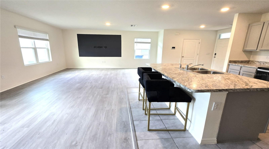 Davenport, Florida 33837, 4 Bedroom Bedrooms, ,2 Bathroombathrooms,Residential,For Sale,Gina,0,Mfro6443345