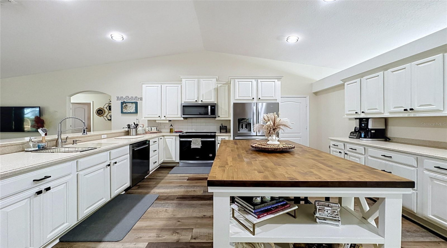Davenport, Florida 33837, 4 Bedroom Bedrooms, ,2 Bathroombathrooms,Residential,For Sale,Grand Reserve,0,Mfrs5156874
