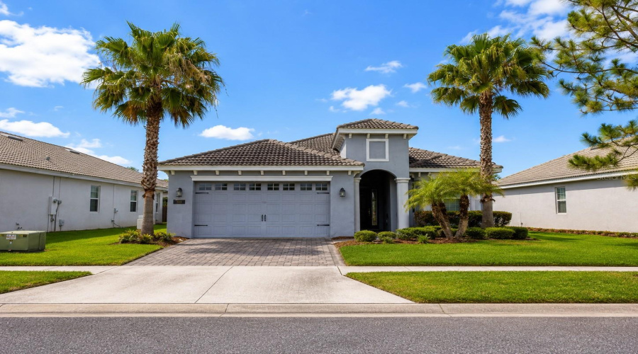Davenport, Florida 33896, 4 Bedroom Bedrooms, ,2 Bathroombathrooms,Residential,For Sale,Bunker,0,Mfrs5151245