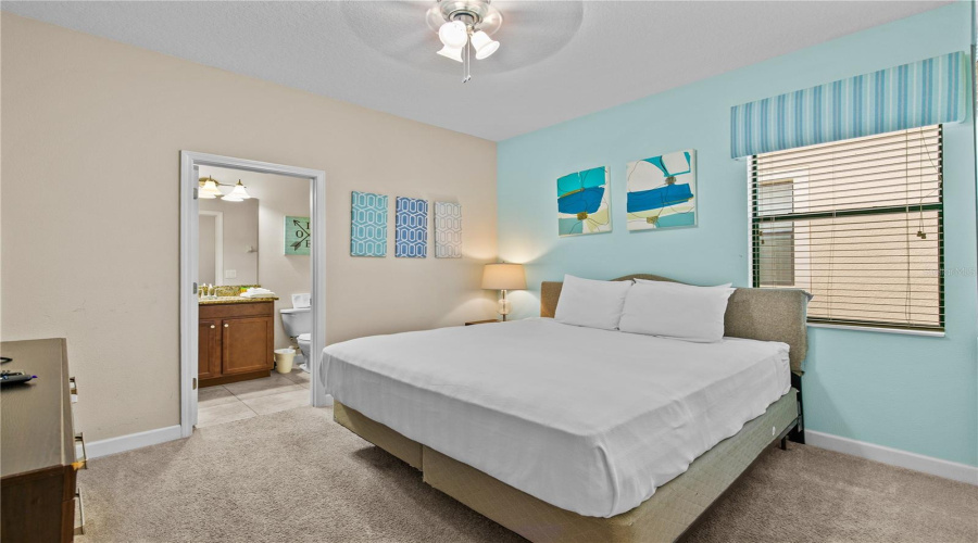 Davenport, Florida 33896, 6 Bedroom Bedrooms, ,6 Bathroombathrooms,Residential,For Sale,Wedge,0,Mfro6444011