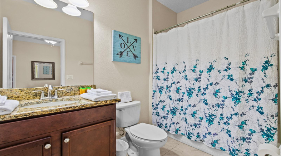 Davenport, Florida 33896, 6 Bedroom Bedrooms, ,6 Bathroombathrooms,Residential,For Sale,Wedge,0,Mfro6444011