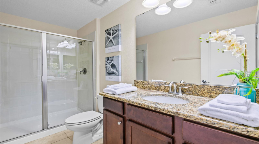 Davenport, Florida 33896, 6 Bedroom Bedrooms, ,6 Bathroombathrooms,Residential,For Sale,Wedge,0,Mfro6444011