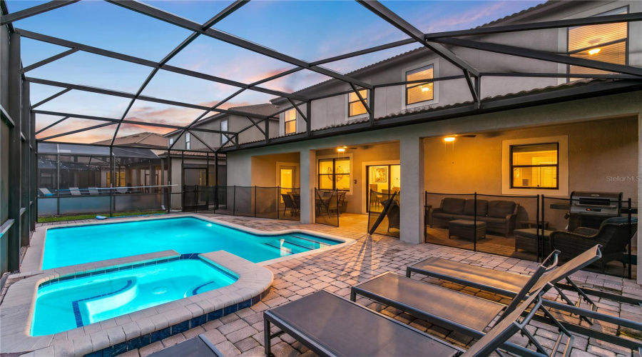 Davenport, Florida 33896, 6 Bedroom Bedrooms, ,6 Bathroombathrooms,Residential,For Sale,Wedge,0,Mfro6444011