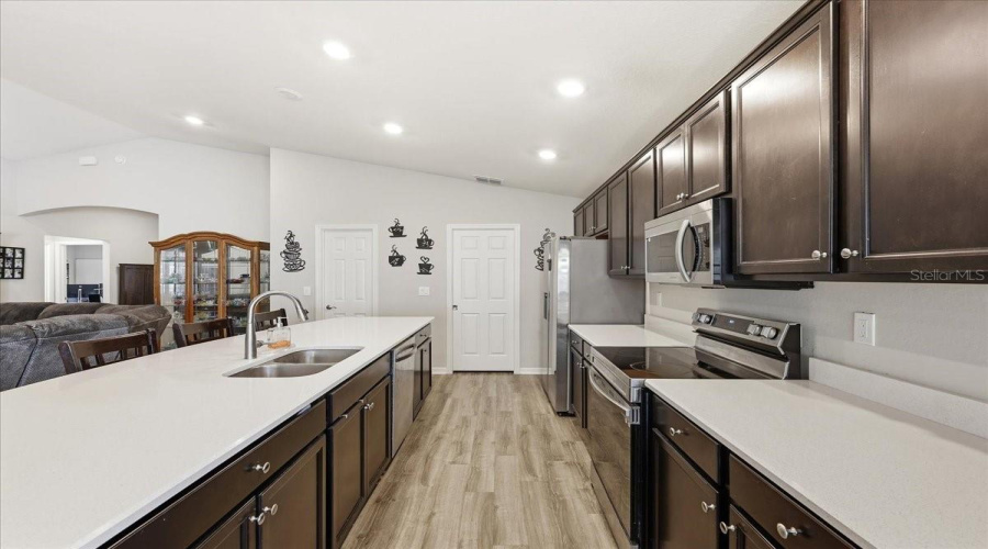 Davenport, Florida 33837, 4 Bedroom Bedrooms, ,2 Bathroombathrooms,Residential,For Sale,Matterhorn,0,Mfro6443526