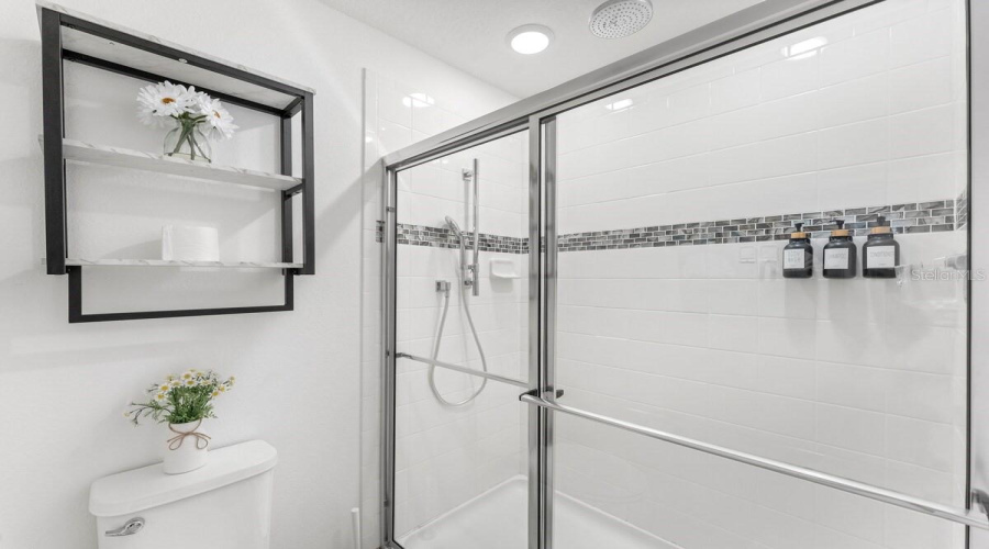 Davenport, Florida 33837, 3 Bedroom Bedrooms, ,2 Bathroombathrooms,Residential,For Sale,Claire,0,Mfro6443907