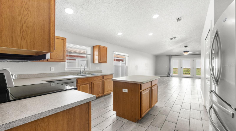 Davenport, Florida 33897, 4 Bedroom Bedrooms, ,2 Bathroombathrooms,Residential,For Sale,Grantham,0,Mfro6427047