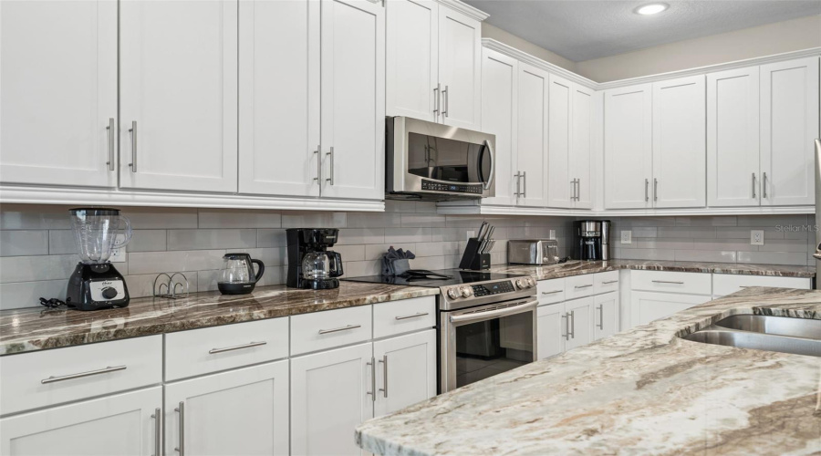 Kissimmee, Florida 34747, 5 Bedroom Bedrooms, ,5 Bathroombathrooms,Residential,For Sale,Auburn,0,Mfrr4912006