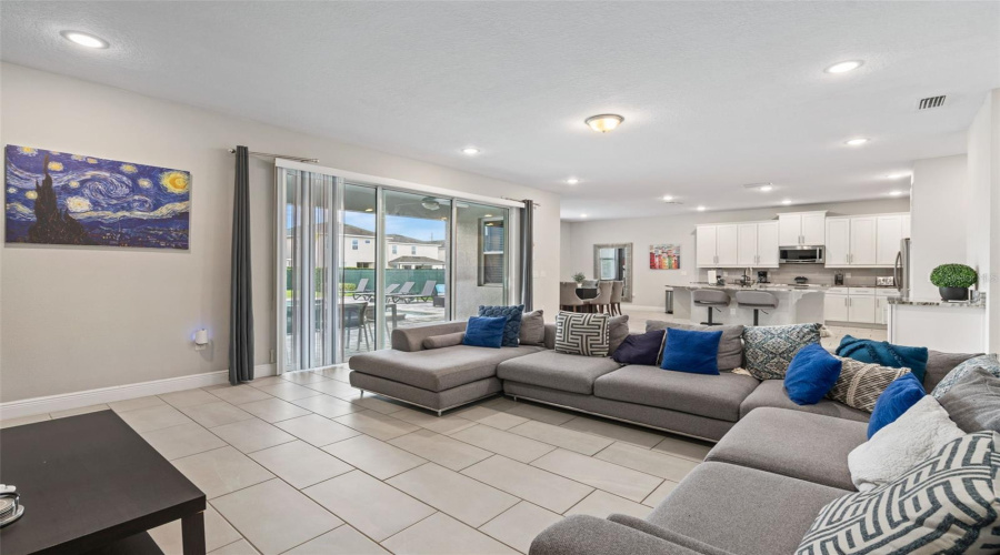 Kissimmee, Florida 34747, 5 Bedroom Bedrooms, ,5 Bathroombathrooms,Residential,For Sale,Auburn,0,Mfrr4912006