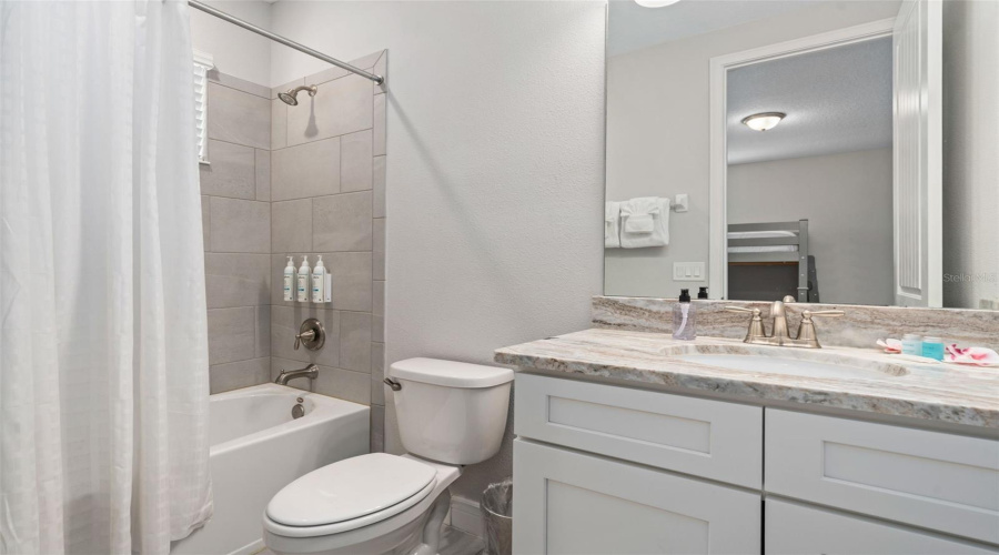 Kissimmee, Florida 34747, 5 Bedroom Bedrooms, ,5 Bathroombathrooms,Residential,For Sale,Auburn,0,Mfrr4912006