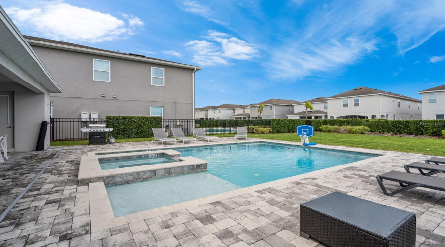 Kissimmee, Florida 34747, 5 Bedroom Bedrooms, ,5 Bathroombathrooms,Residential,For Sale,Auburn,0,Mfrr4912006