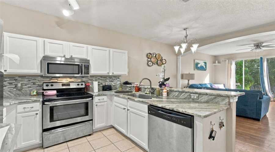 Davenport, Florida 33896, 3 Bedroom Bedrooms, ,2 Bathroombathrooms,Residential,For Sale,Madison,0,Mfro6441989