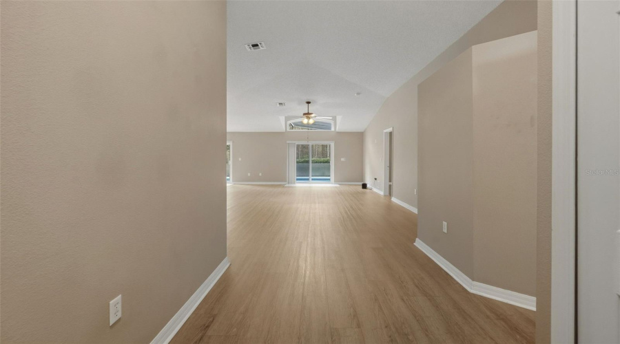 Davenport, Florida 33837, 3 Bedroom Bedrooms, ,2 Bathroombathrooms,Residential,For Sale,China Berry,0,Mfrs5158157