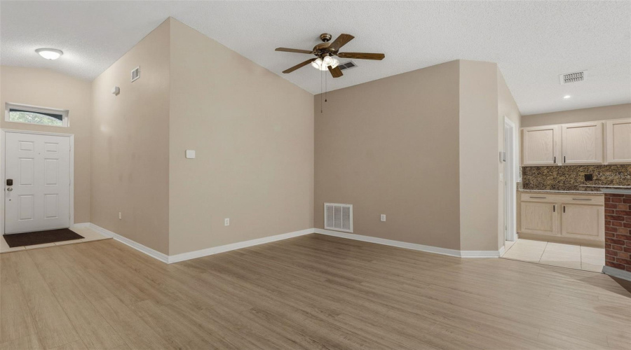 Davenport, Florida 33837, 3 Bedroom Bedrooms, ,2 Bathroombathrooms,Residential,For Sale,China Berry,0,Mfrs5158157