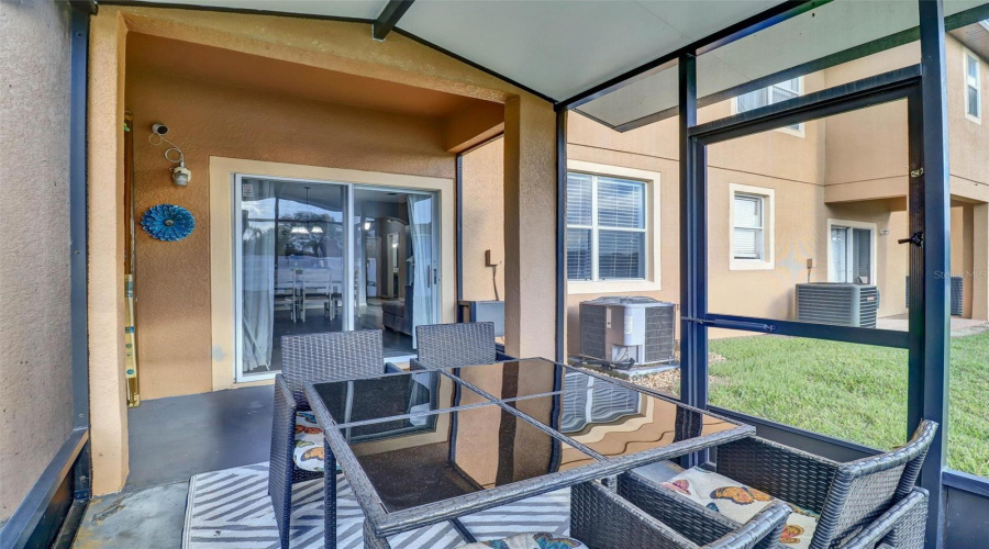 Davenport, Florida 33897, 3 Bedroom Bedrooms, ,2 Bathroombathrooms,Residential,For Sale,Calabria,0,Mfro6444412