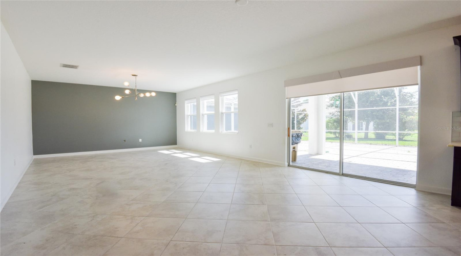 Davenport, Florida 33896, 4 Bedroom Bedrooms, ,2 Bathroombathrooms,Residential,For Sale,Leader Board,0,Mfro6441012