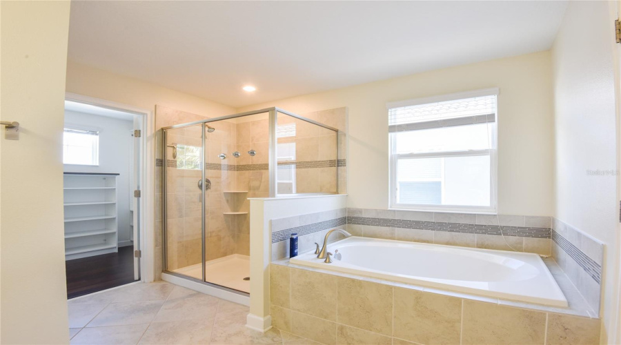 Davenport, Florida 33896, 4 Bedroom Bedrooms, ,2 Bathroombathrooms,Residential,For Sale,Leader Board,0,Mfro6441012