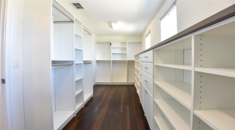 Davenport, Florida 33896, 4 Bedroom Bedrooms, ,2 Bathroombathrooms,Residential,For Sale,Leader Board,0,Mfro6441012