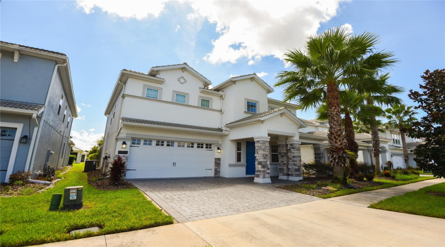 Davenport, Florida 33896, 4 Bedroom Bedrooms, ,2 Bathroombathrooms,Residential,For Sale,Leader Board,0,Mfro6441012