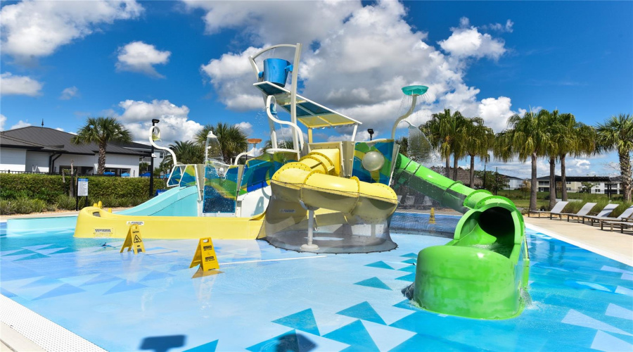 Davenport, Florida 33896, 4 Bedroom Bedrooms, ,2 Bathroombathrooms,Residential,For Sale,Leader Board,0,Mfro6441012