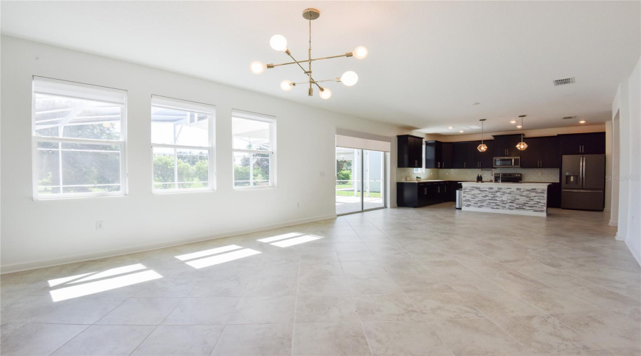 Davenport, Florida 33896, 4 Bedroom Bedrooms, ,2 Bathroombathrooms,Residential,For Sale,Leader Board,0,Mfro6441012
