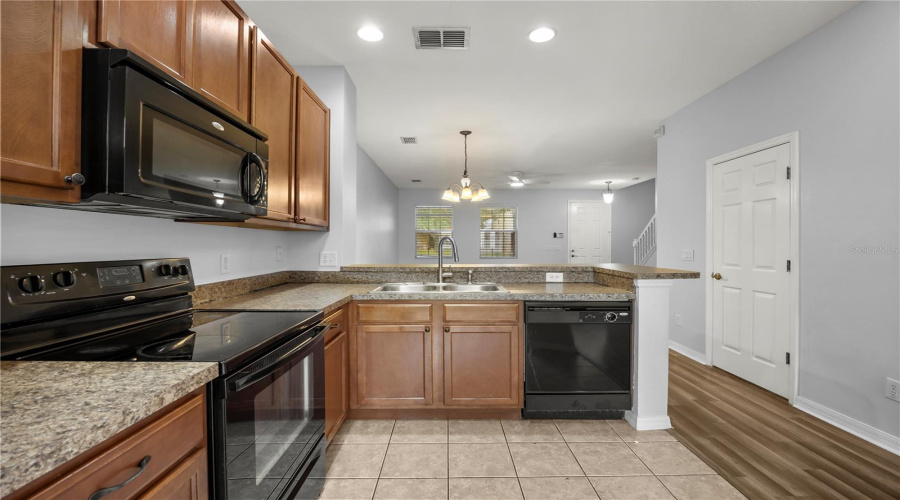 Orlando, Florida 32836, 4 Bedroom Bedrooms, ,2 Bathroombathrooms,Residential,For Sale,Fitzgerald Butler,0,Mfro6435337