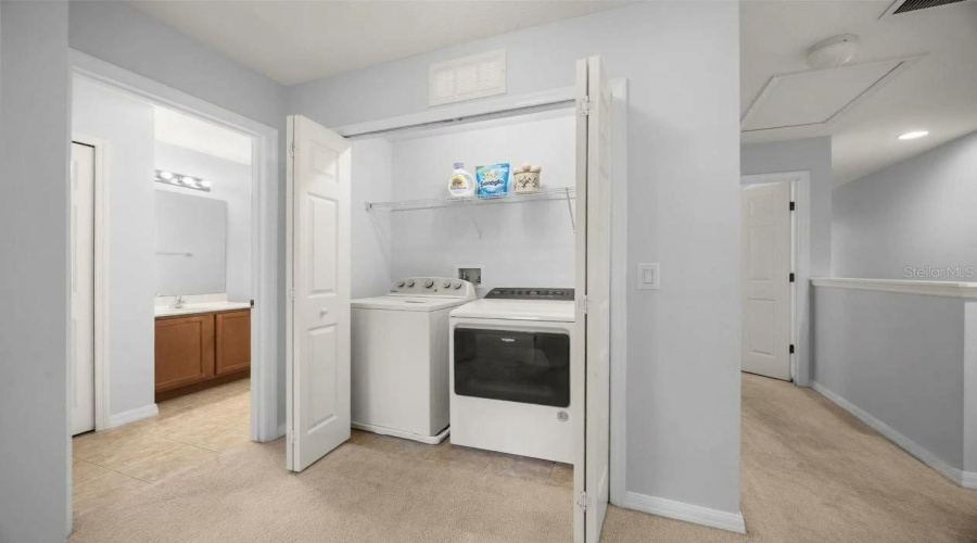 Orlando, Florida 32836, 4 Bedroom Bedrooms, ,2 Bathroombathrooms,Residential,For Sale,Fitzgerald Butler,0,Mfro6435337