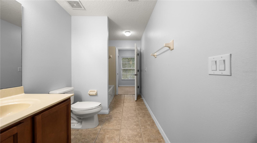 Orlando, Florida 32836, 4 Bedroom Bedrooms, ,2 Bathroombathrooms,Residential,For Sale,Fitzgerald Butler,0,Mfro6435337
