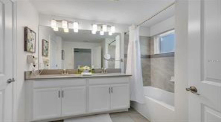 Davenport, Florida 33896, 4 Bedroom Bedrooms, ,3 Bathroombathrooms,Residential,For Sale,Pebble Beach,0,Mfrs5157980