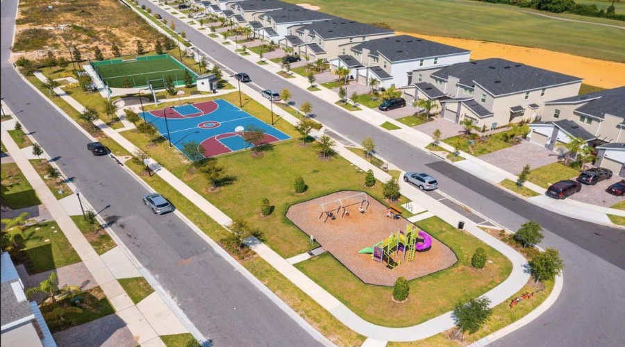 Davenport, Florida 33896, 5 Bedroom Bedrooms, ,5 Bathroombathrooms,Residential,For Sale,Leader,0,Mfrs5158153