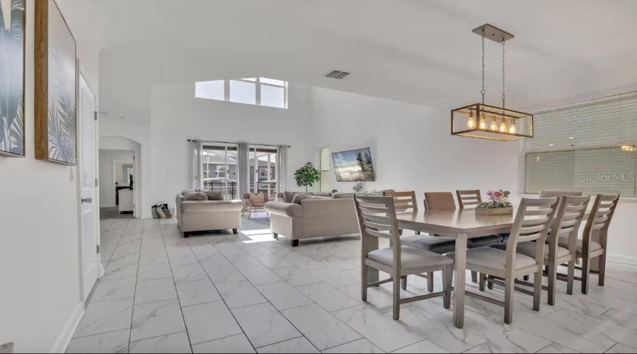 Davenport, Florida 33896, 5 Bedroom Bedrooms, ,5 Bathroombathrooms,Residential,For Sale,Leader,0,Mfrs5158153