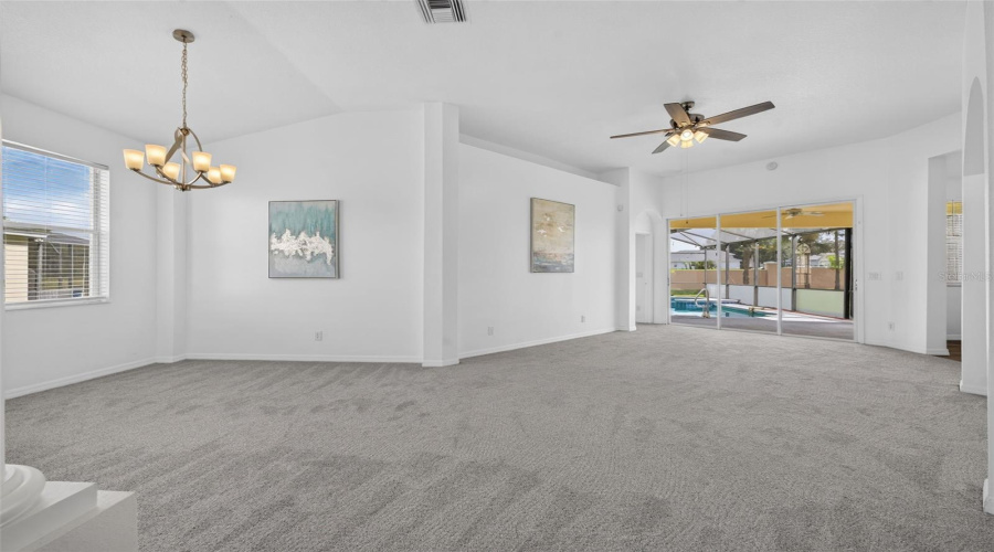 Davenport, Florida 33897, 5 Bedroom Bedrooms, ,4 Bathroombathrooms,Residential,For Sale,Tupelo,0,Mfro6427291