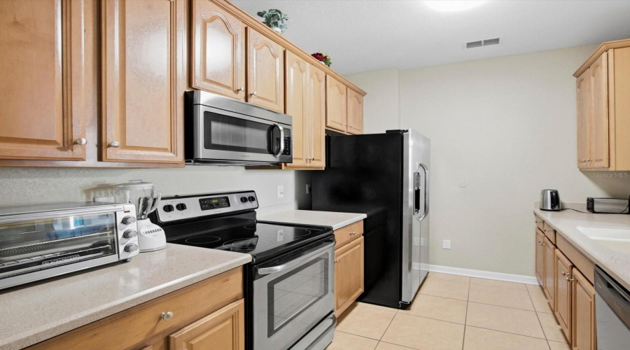 Davenport, Florida 33896, 3 Bedroom Bedrooms, ,2 Bathroombathrooms,Residential,For Sale,Portofino,0,Mfro6443652