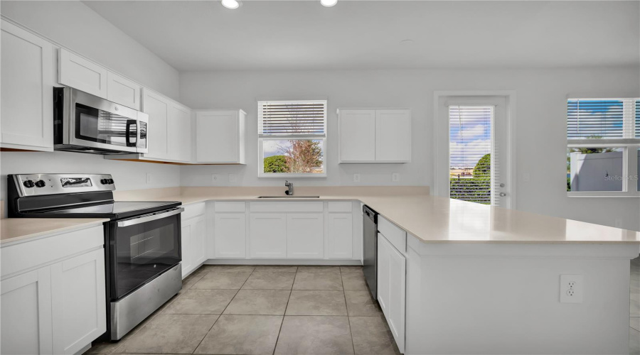 Davenport, Florida 33896, 3 Bedroom Bedrooms, ,2 Bathroombathrooms,Residential,For Sale,Bogey,0,Mfro6444242